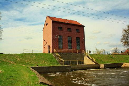 Elektrownia wodna Rakowiec, śluza Rakowiec w Malborku