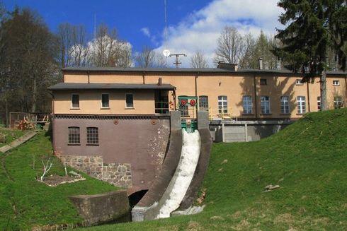 The Skarszów Dolny hydroelectric power plant on the Skotawa