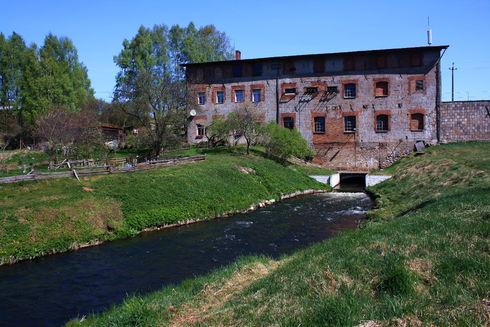 The Struga hydroelectric power plant on the Słupia