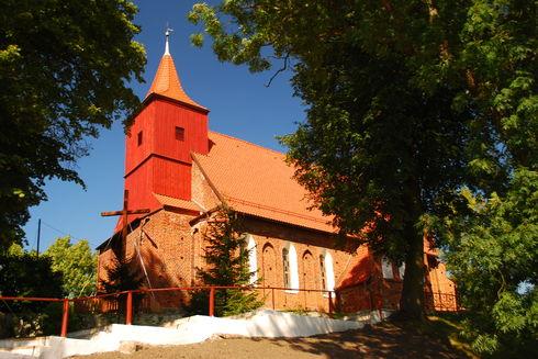 Kościół pw. Matki Boskiej Różańcowej i Św. Antoniego w Czarne Dolne