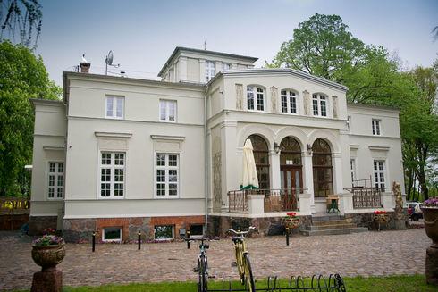 The Lisewski Manor in Lisewo
