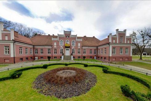 Muzeum Piśmiennictwa i Muzyki Kaszubsko-Pomorskiej – Pałac Przebendowskich i Keyserlingków