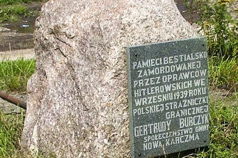 Obelisk ku czci Gertrudy Burczyk.
