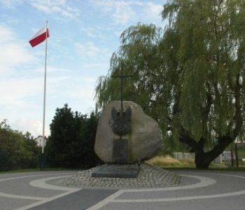 Władysławowo: pomnik męczenników Wielkiej Wsi