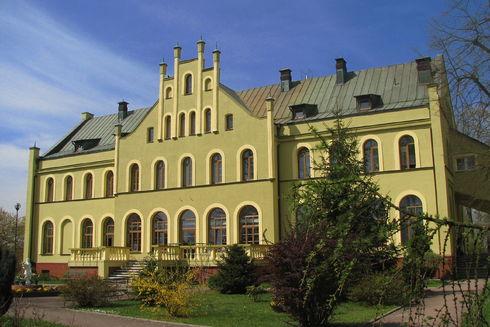 The Castle in Czarne